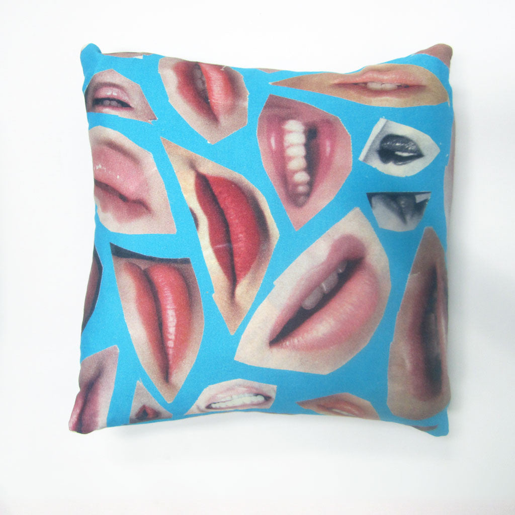 Lips Cushion